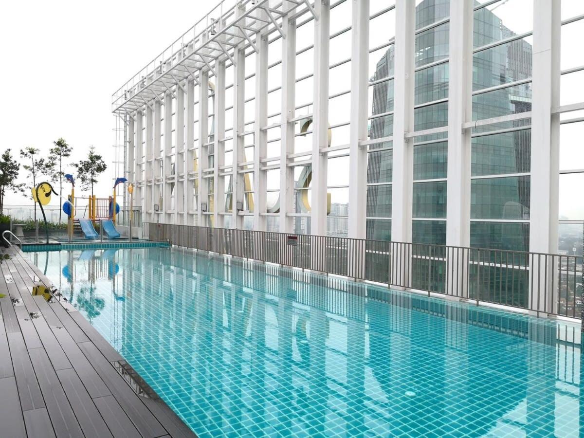 Cozy & High Floor Suite In Suasana Jb 15, Views Джохор Бахру Екстериор снимка